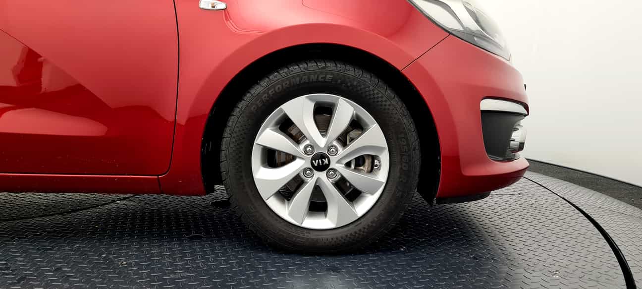 terpakai 2016 Kia RIO UB 1.4