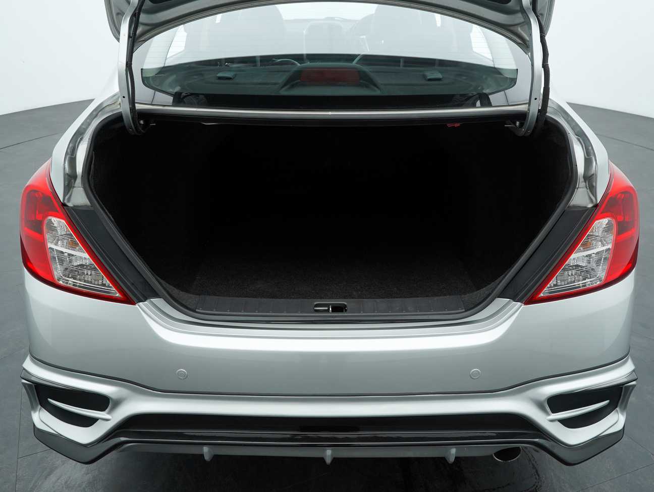 terpakai 2016 Nissan Almera VL 1.5