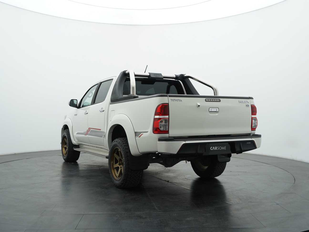 terpakai 2015 Toyota Hilux G TRD Sportivo VNT Dual Cab 2.5