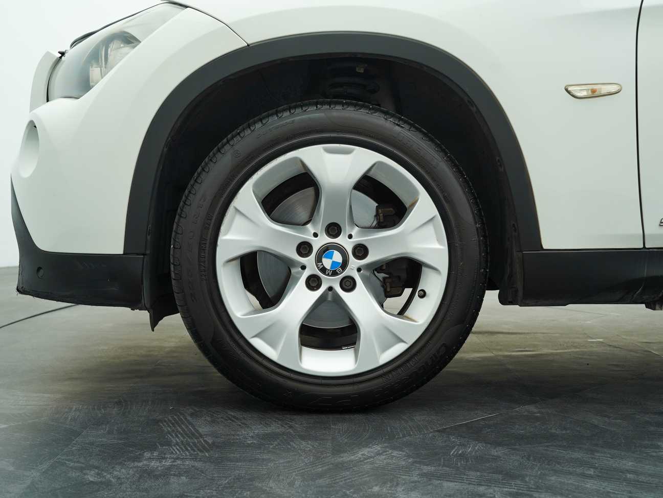 terpakai 2011 BMW X1 sDrive18i 2.0