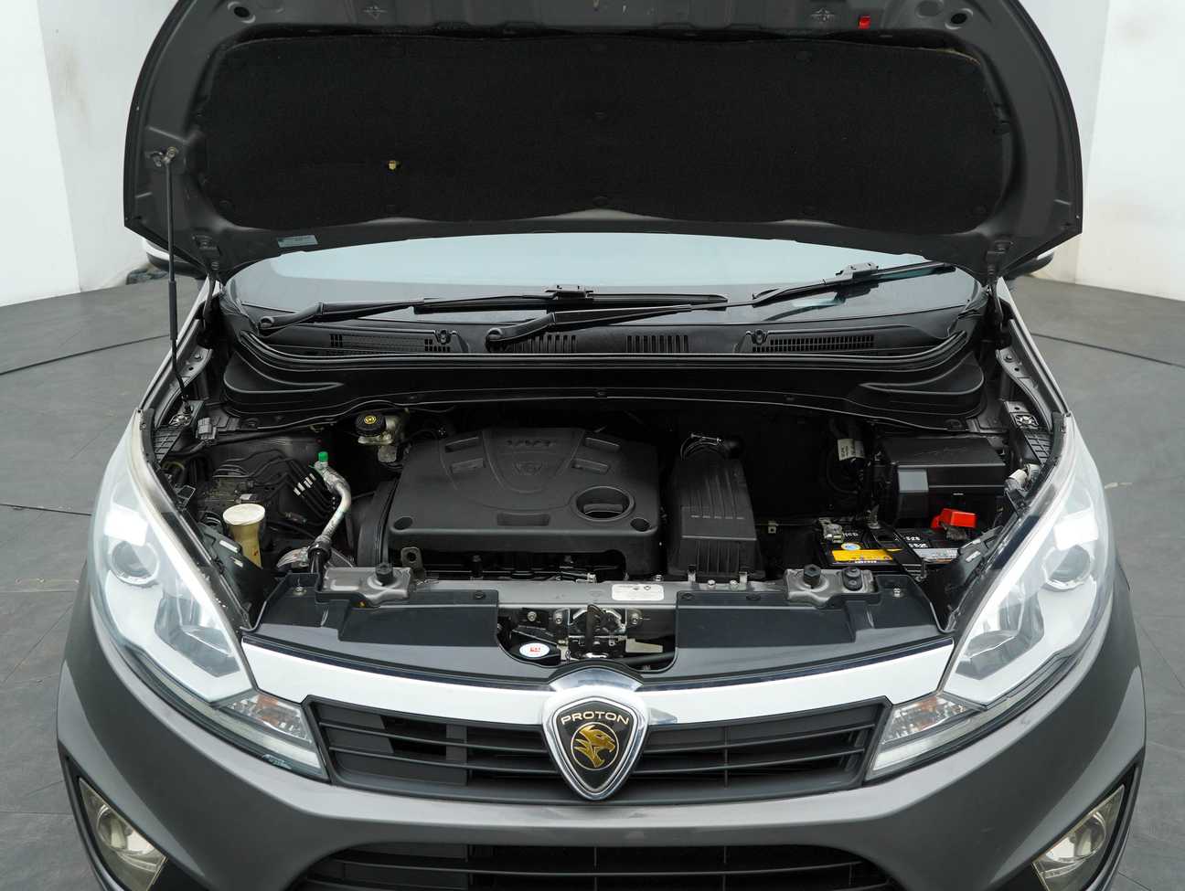 terpakai 2014 Proton Iriz Executive 1.6