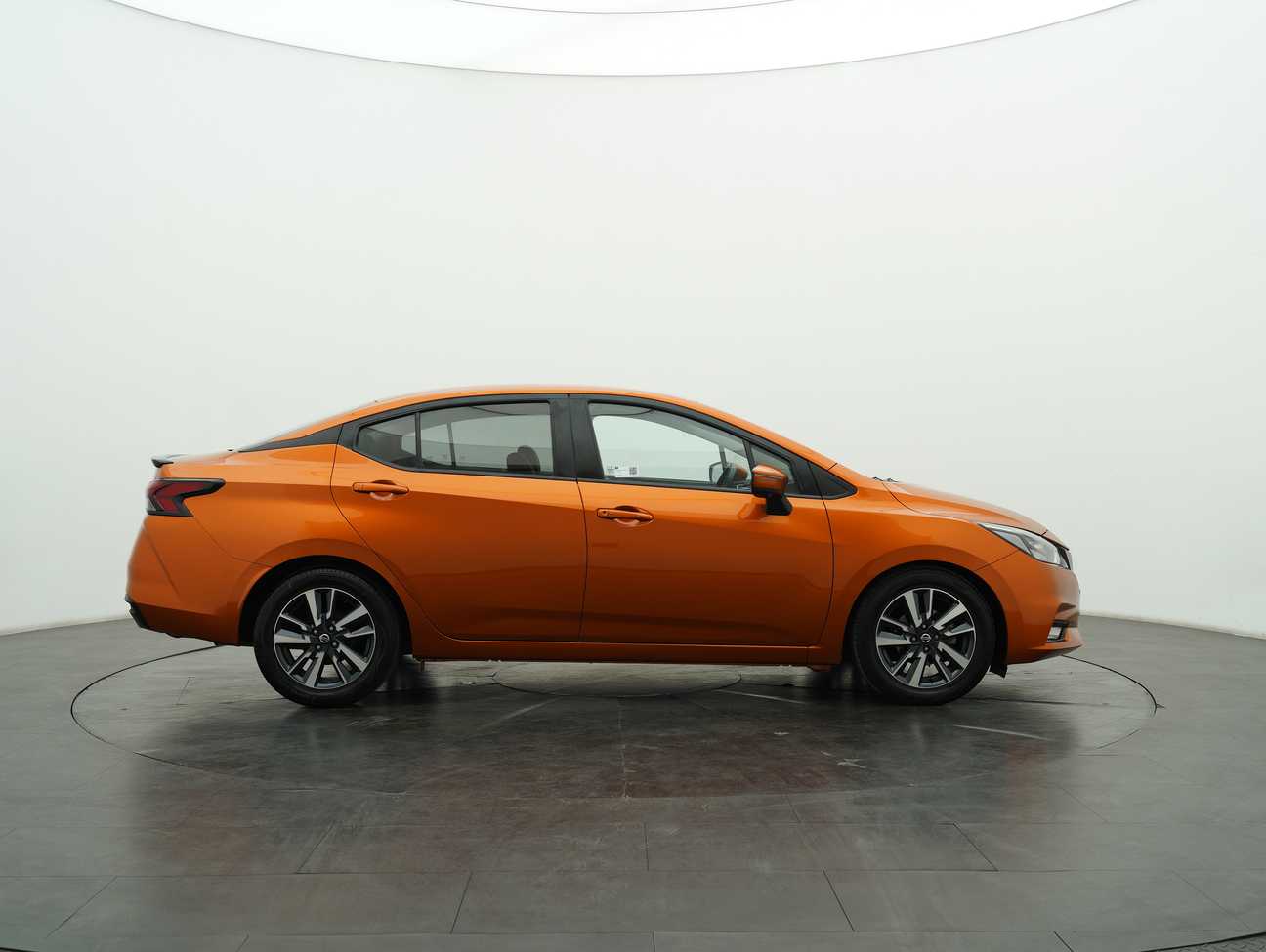 terpakai 2021 Nissan Almera VLT 1.0