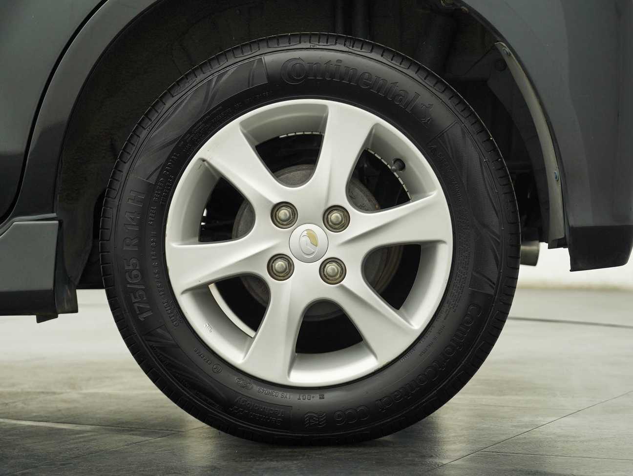 terpakai 2014 Perodua Myvi EZ 1.3