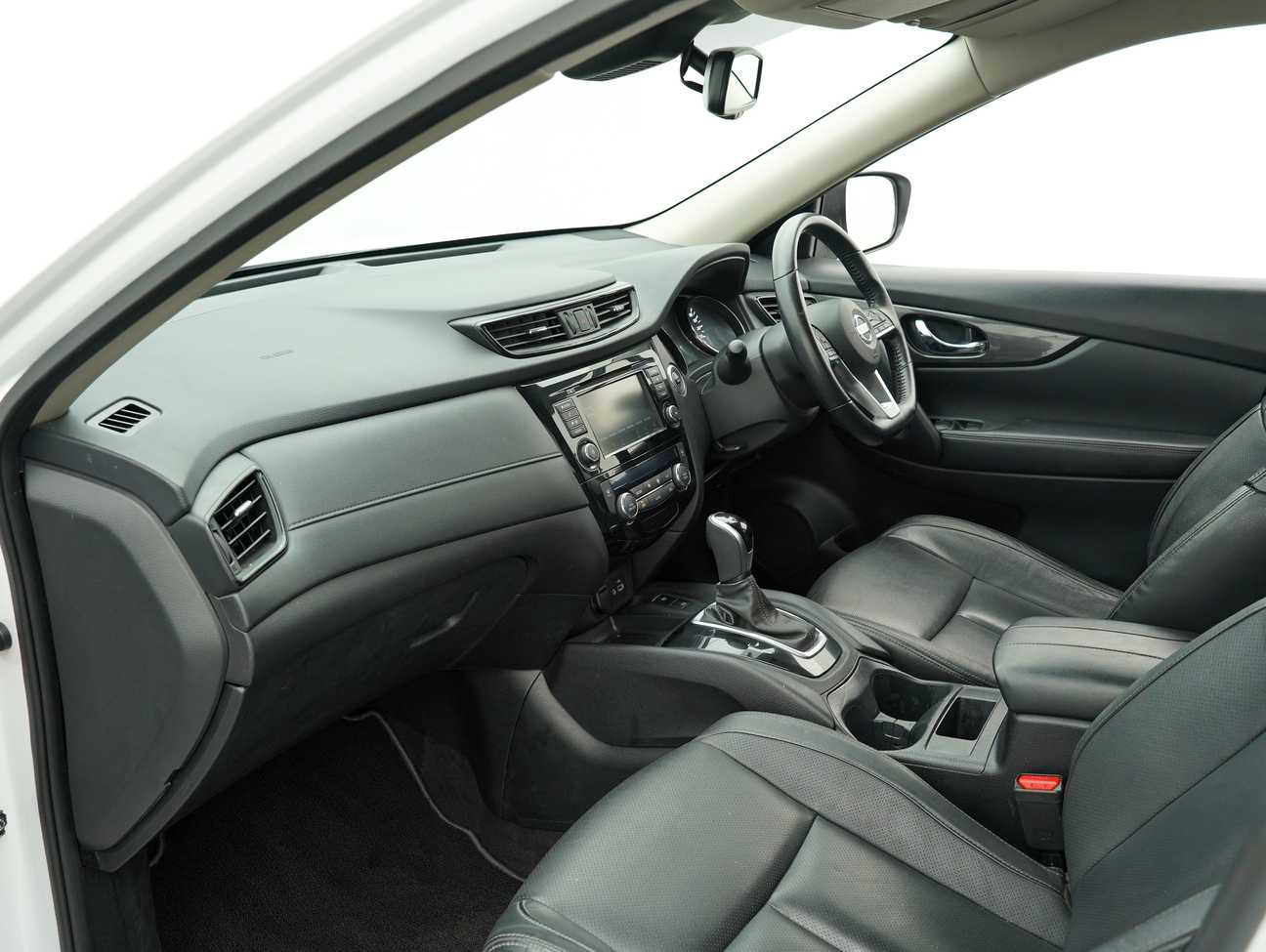 used 2019 Nissan X-Trail Mid 2.0