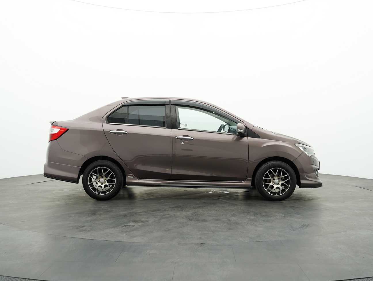 used 2016 Perodua BEZZA X 1.3