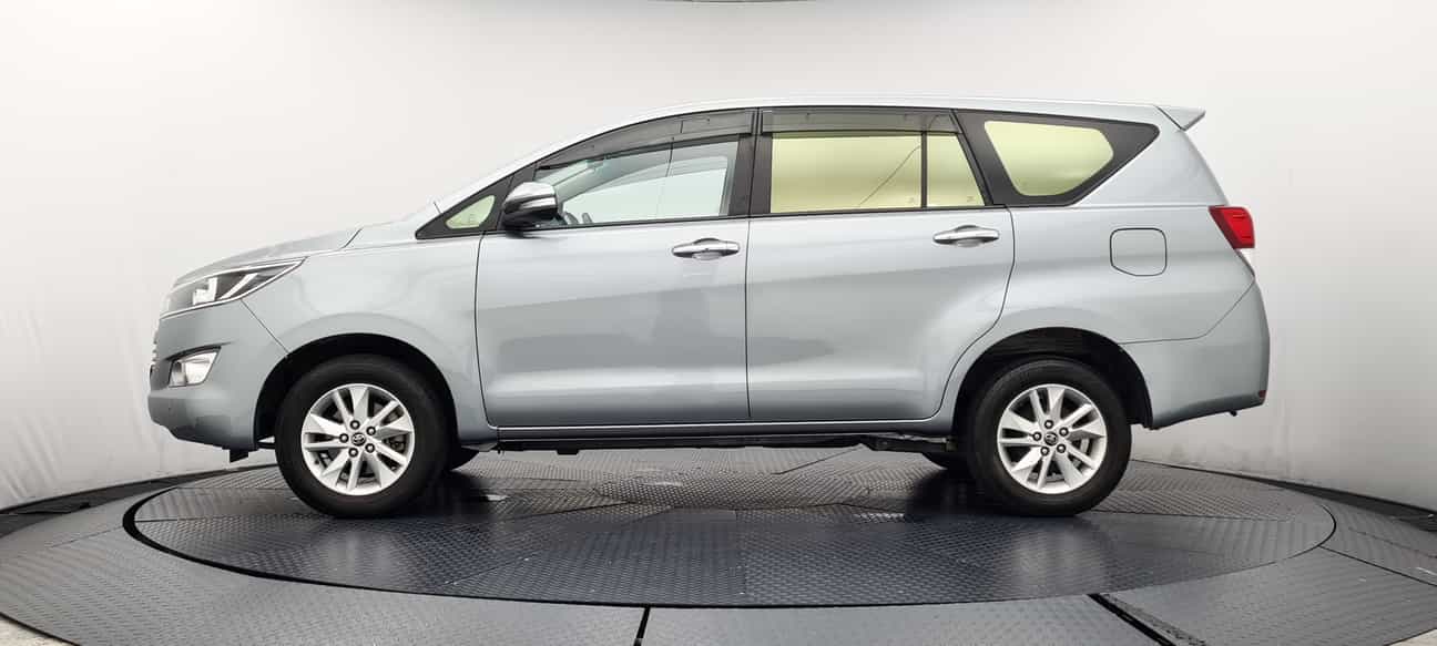 used 2017 Toyota INNOVA G 2.0