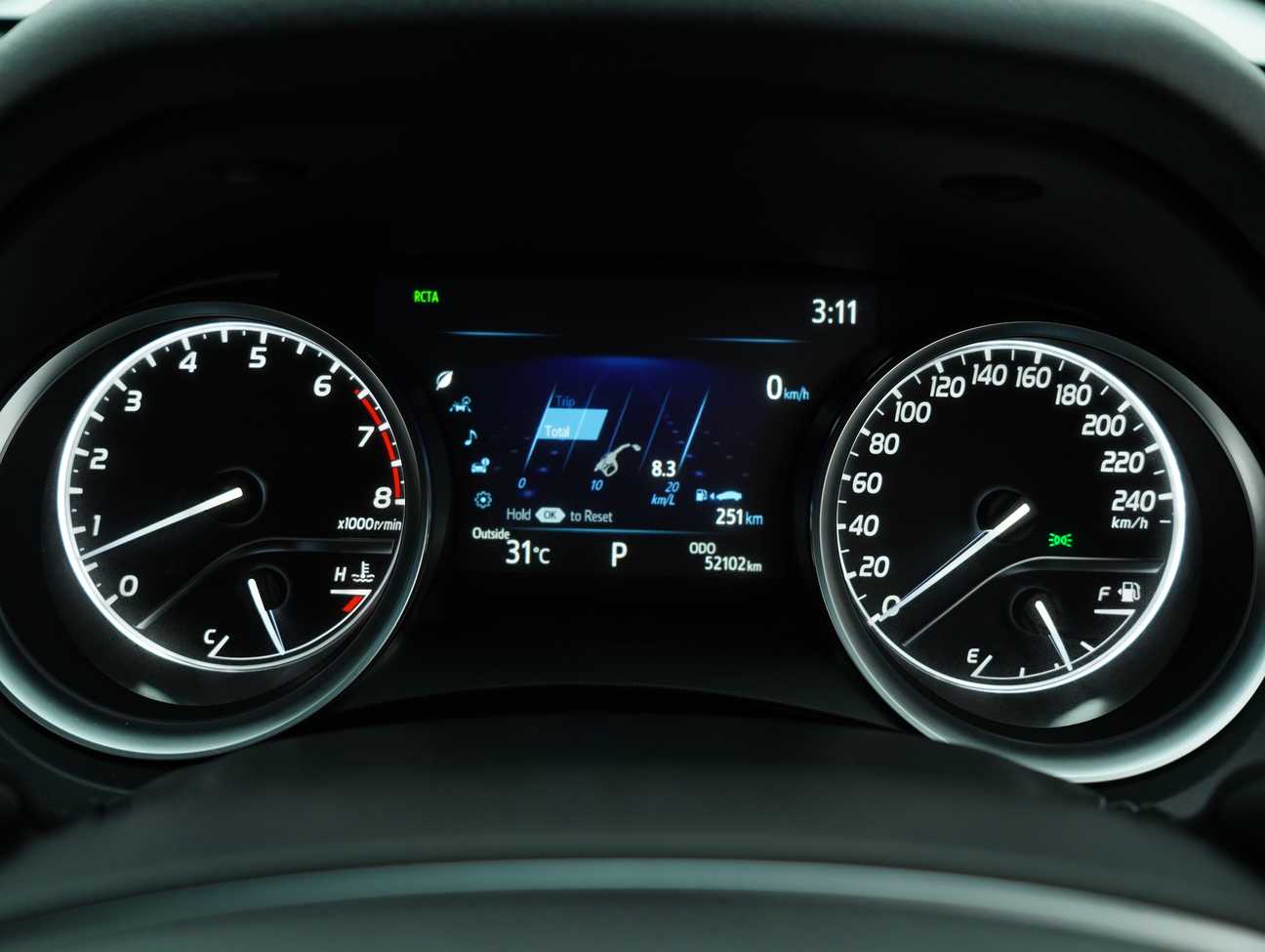 used 2021 Toyota Camry V 2.5