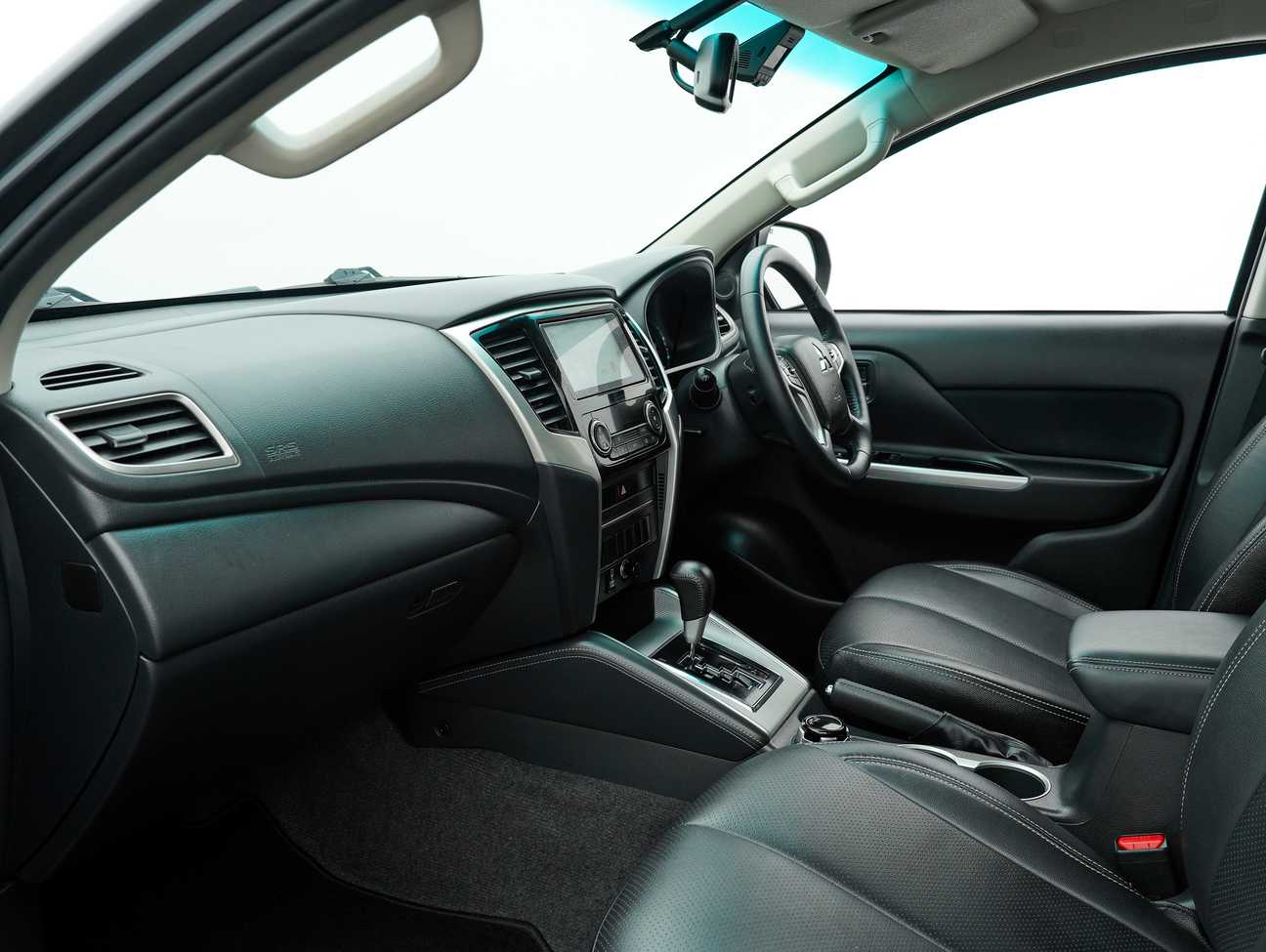 used 2020 Mitsubishi Triton VGT Dual Cab 4X4 2.4