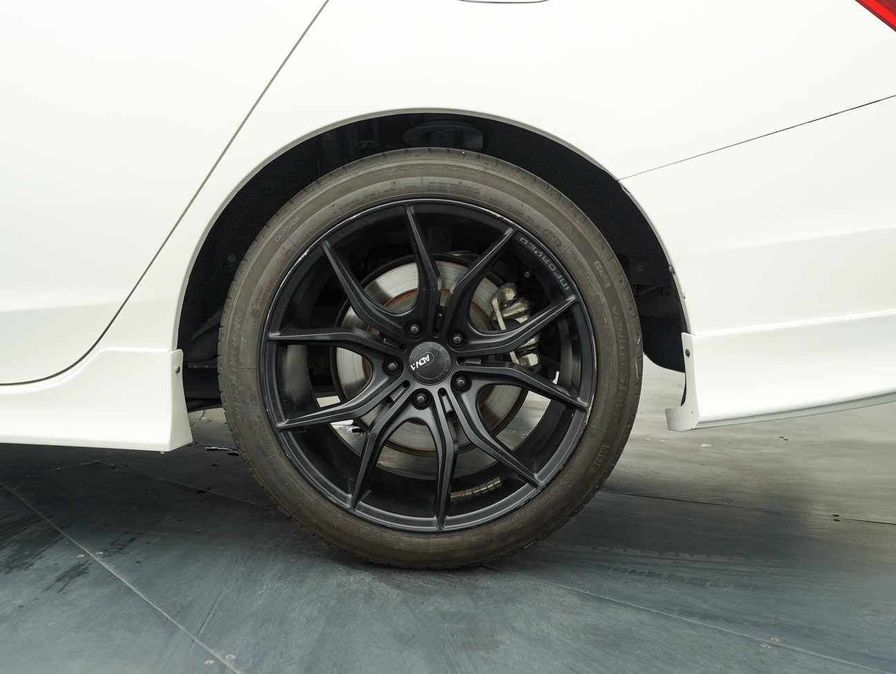 terpakai 2014 Honda ACCORD VTI-L 2.0