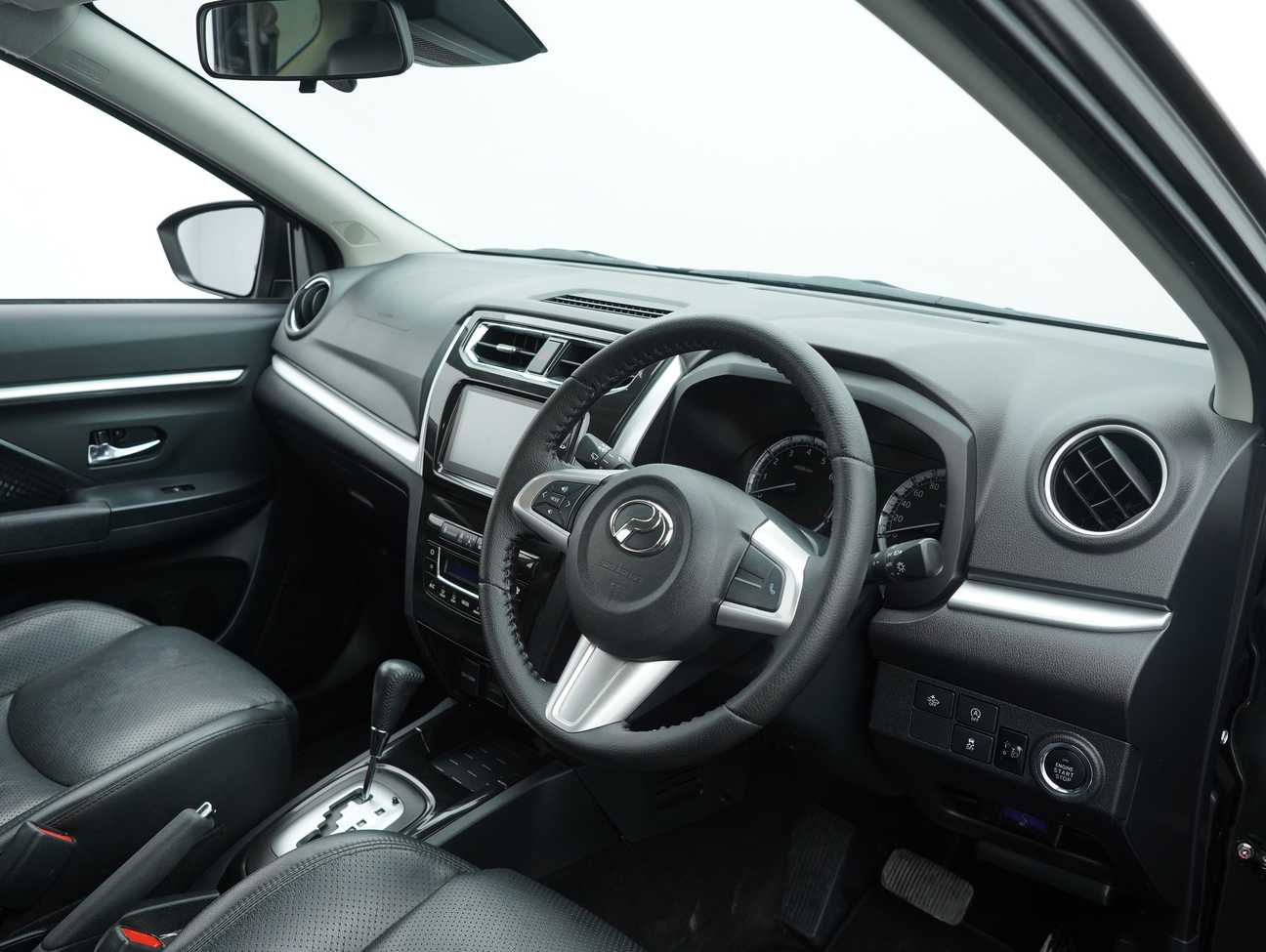 terpakai 2021 Perodua Aruz AV 1.5