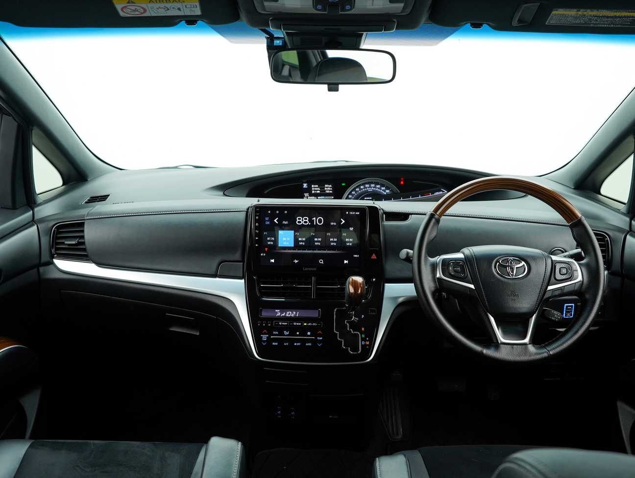 terpakai 2016 Toyota Estima Aeras 2.4