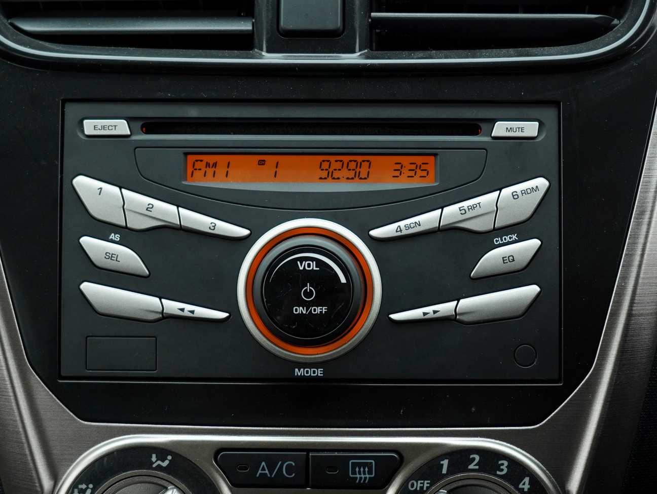 terpakai 2016 Perodua AXIA G 1.0