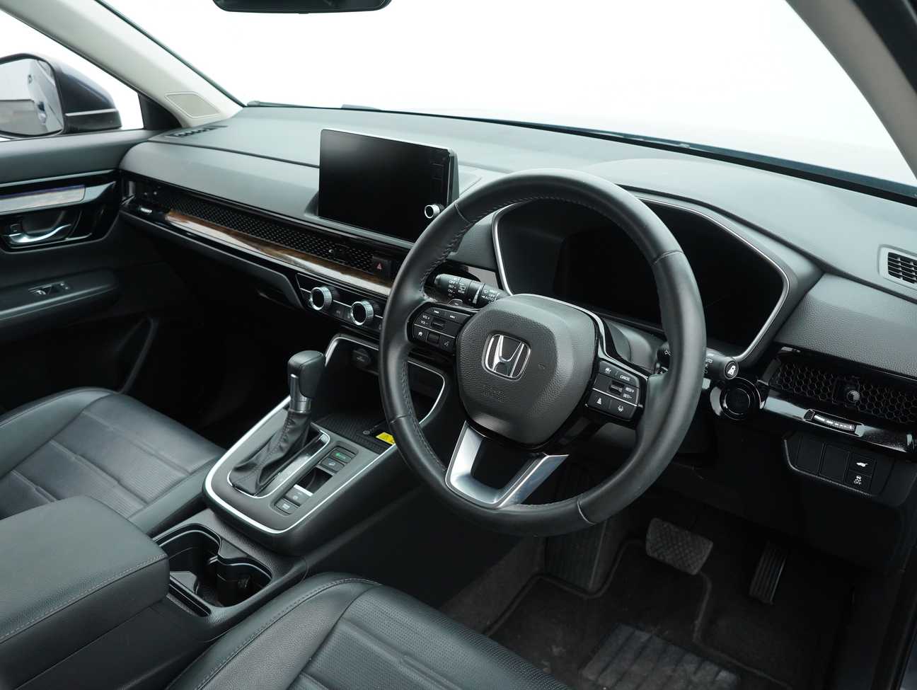 used 2024 Honda CR-V V 1.5