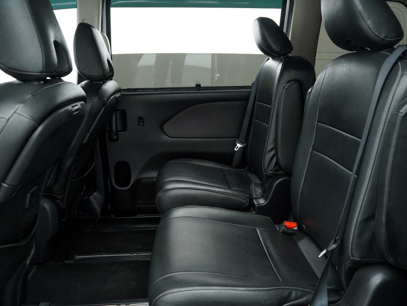 used 2018 Nissan Serena S-Hybrid High-Way Star Premium 2.0