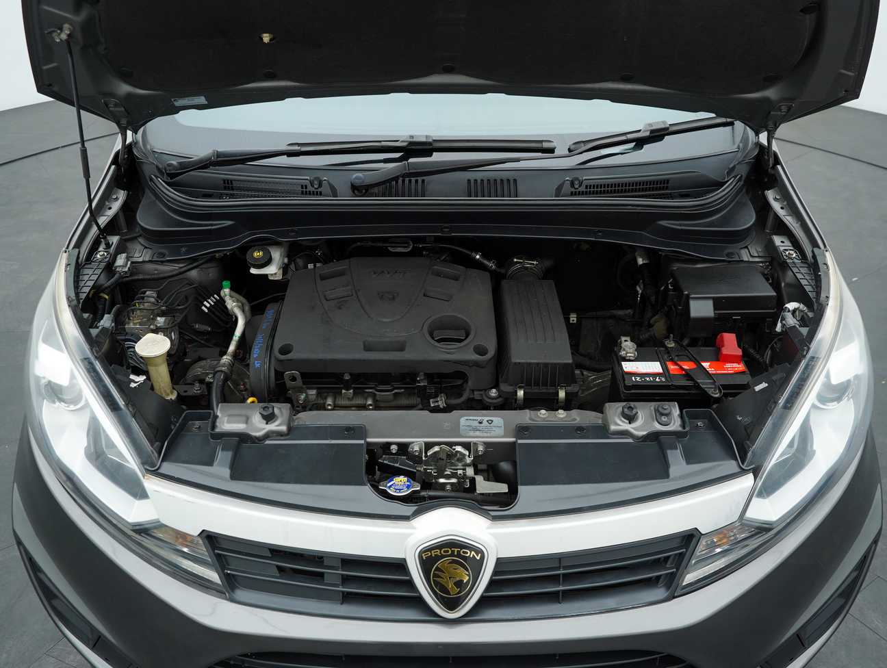 terpakai 2015 Proton Iriz Standard 1.3