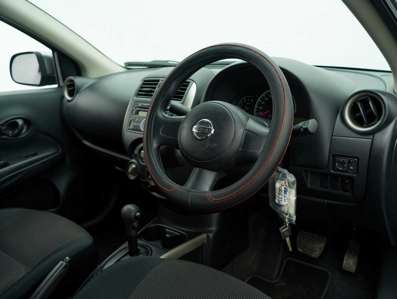 terpakai 2013 Nissan Almera E 1.5