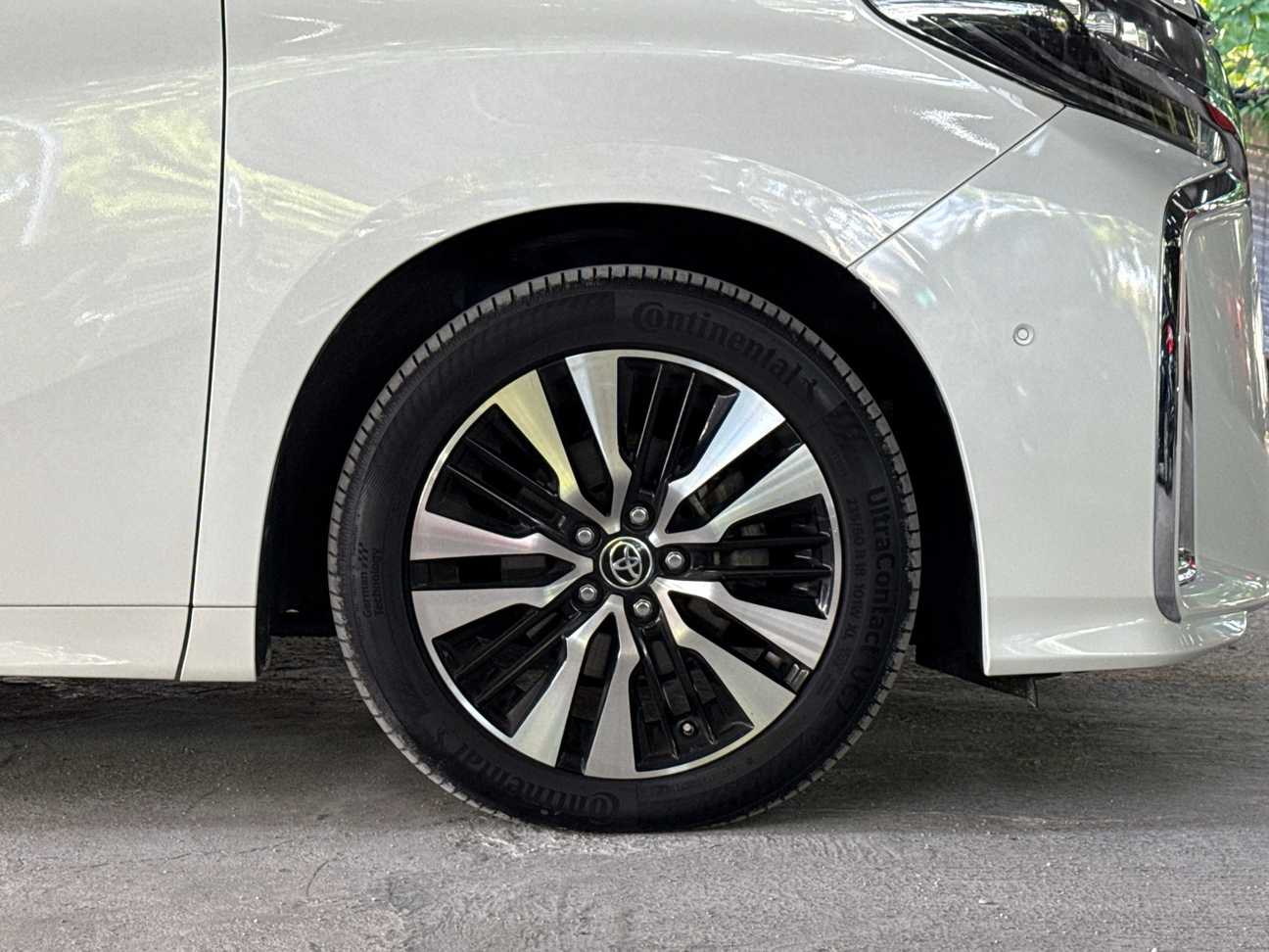 used 2023 Toyota Alphard G S C Package 2.5