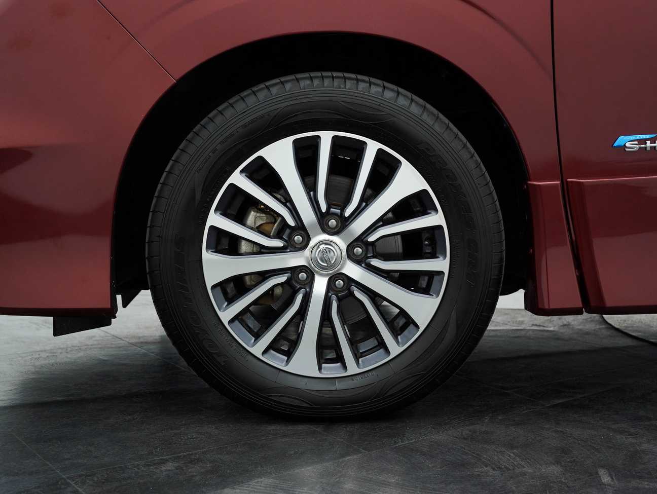 used 2019 Nissan Serena S-Hybrid High-Way Star Premium 2.0