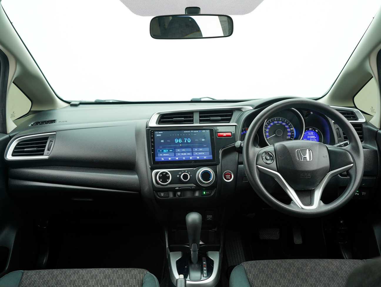 used 2016 Honda Jazz E 1.5