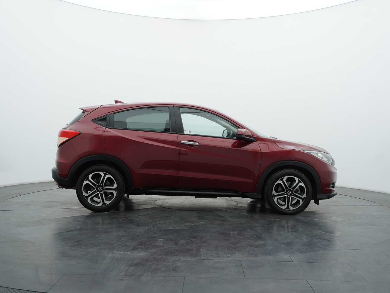 used 2017 Honda HR-V V 1.8