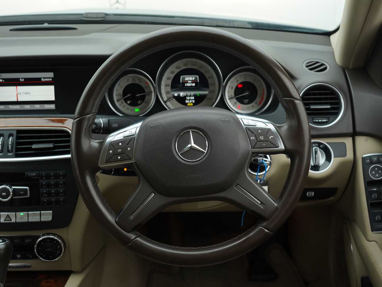 used 2013 Mercedes-Benz C200 Elegance CGI 1.8