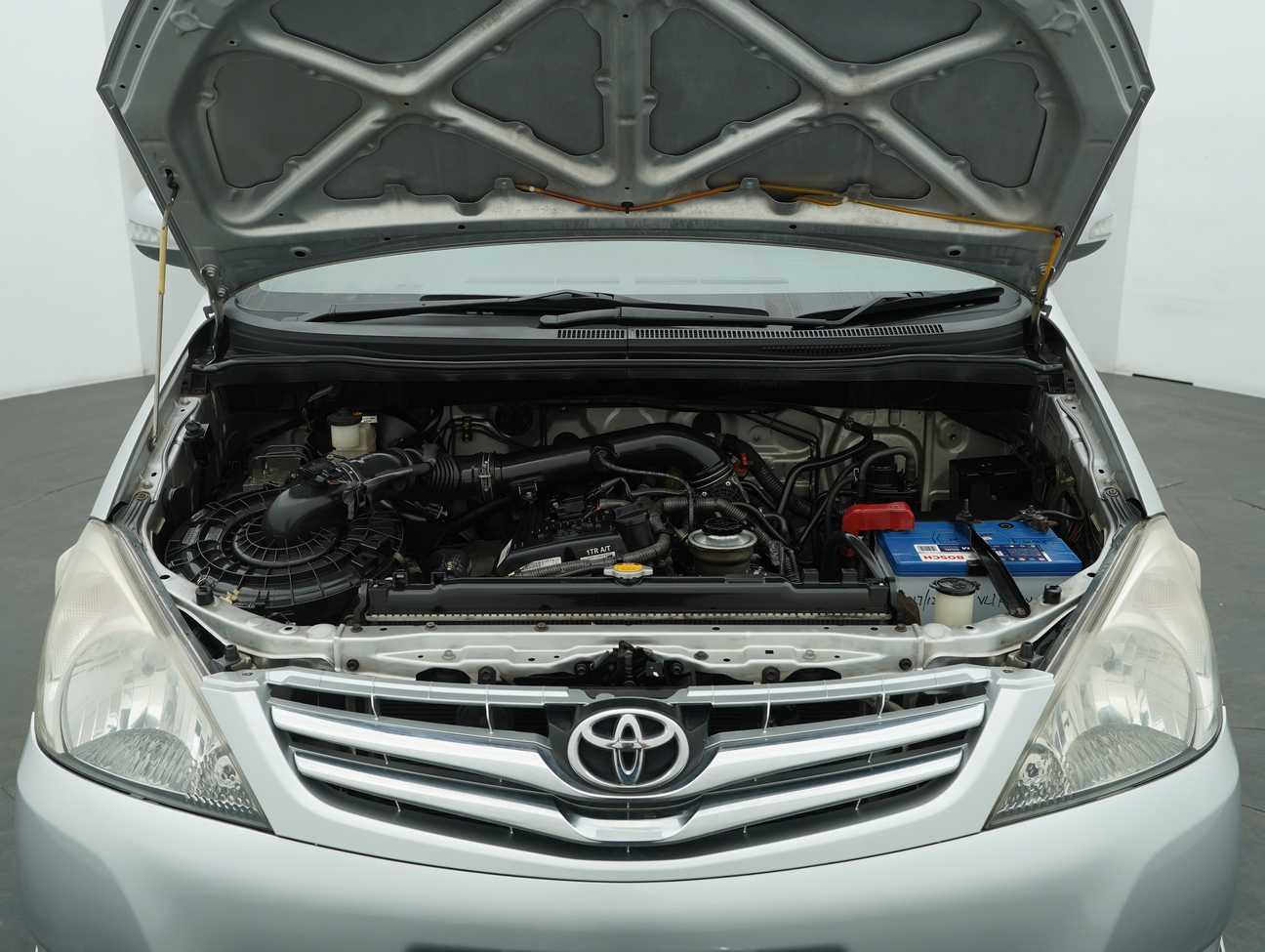 used 2010 Toyota Innova G 2.0