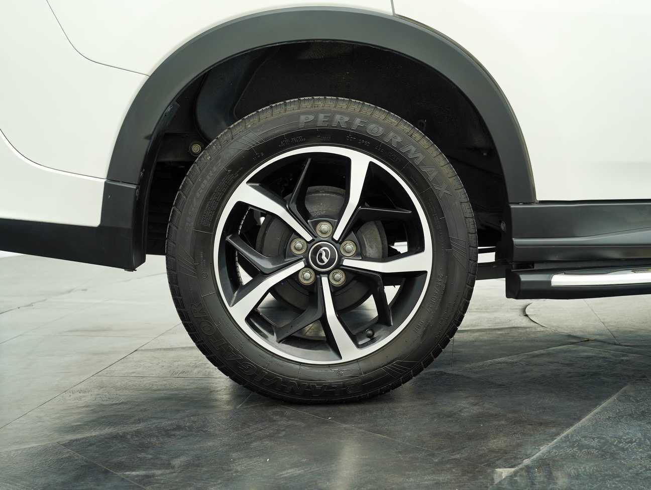 used 2020 Perodua Aruz AV 1.5