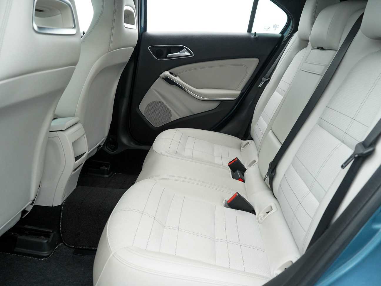 used 2015 Mercedes-Benz A180 Urban Line 1.6