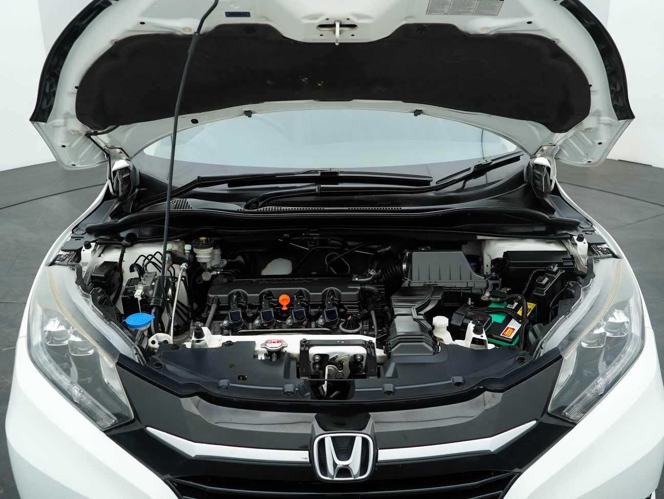 terpakai 2015 Honda HR-V V 1.8