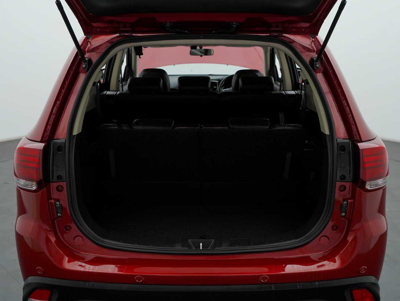 used 2020 Mitsubishi Outlander  2.0