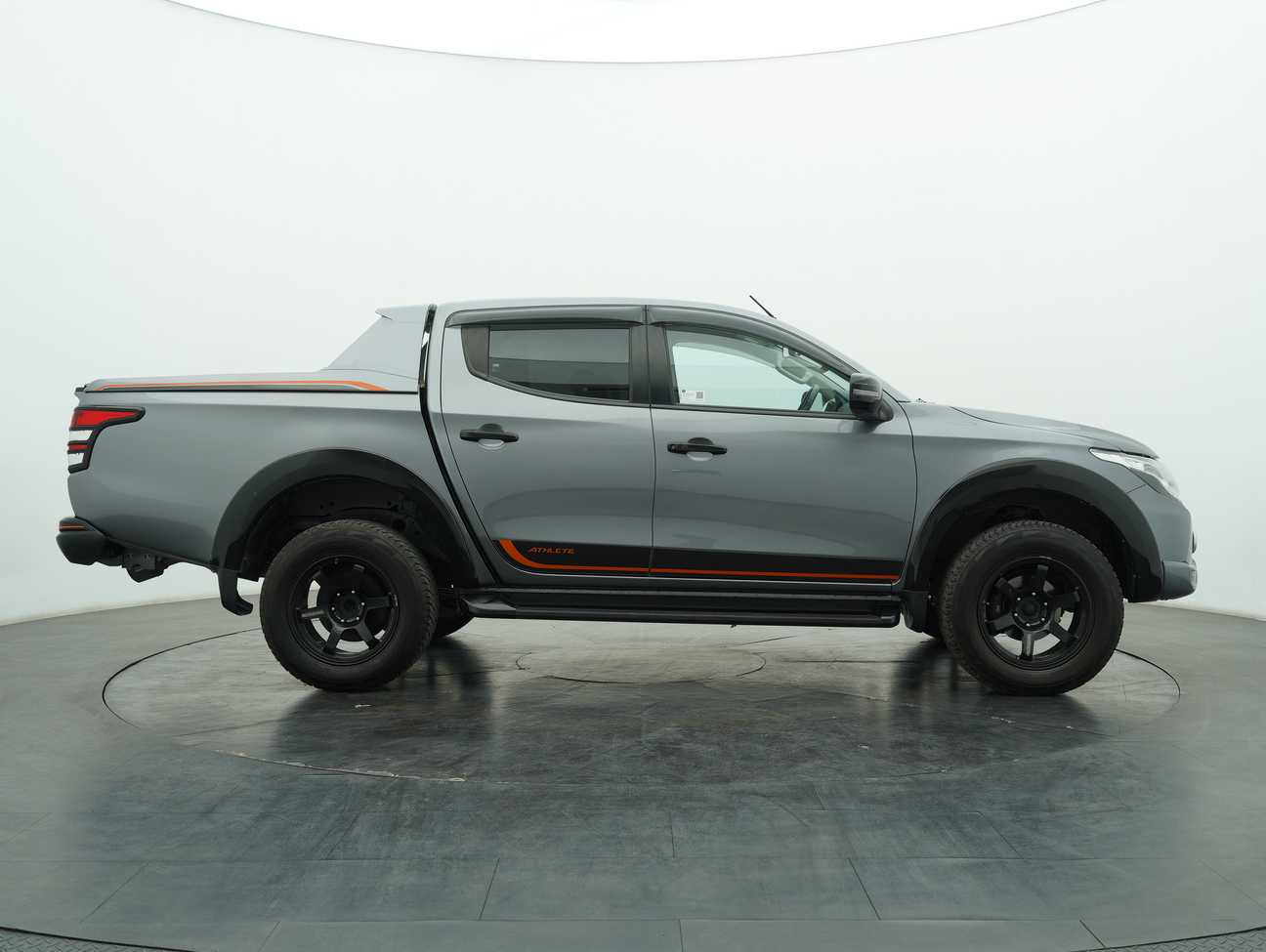 used 2018 Mitsubishi Triton VGT Athlete Dual Cab 4X4 2.4