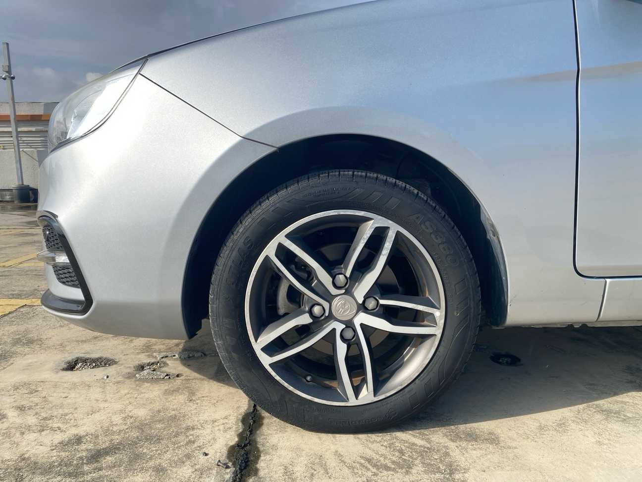 used 2021 Proton Saga Premium 1.3