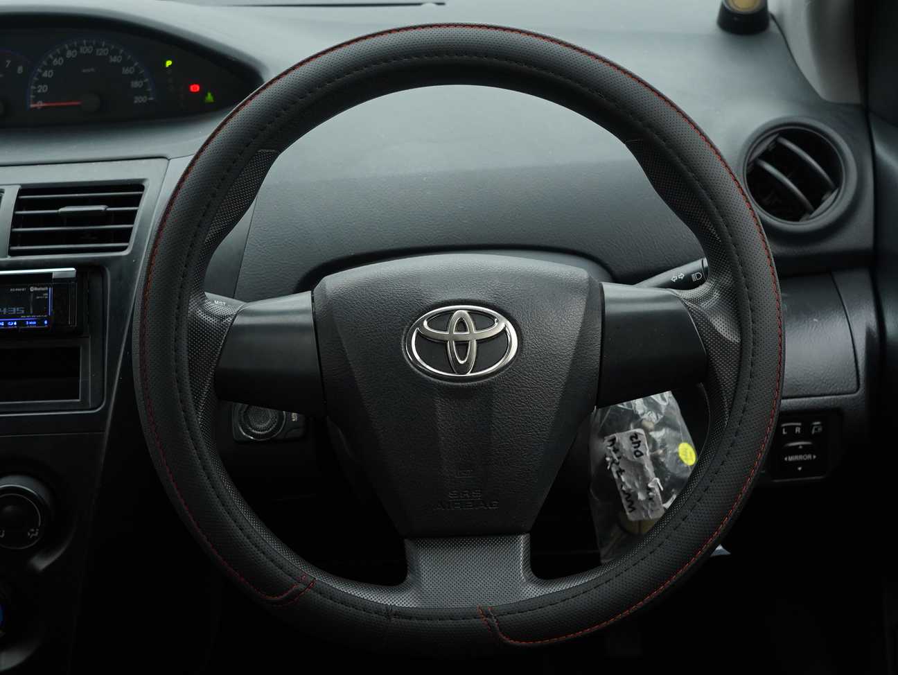 terpakai 2011 Toyota Vios J 1.5