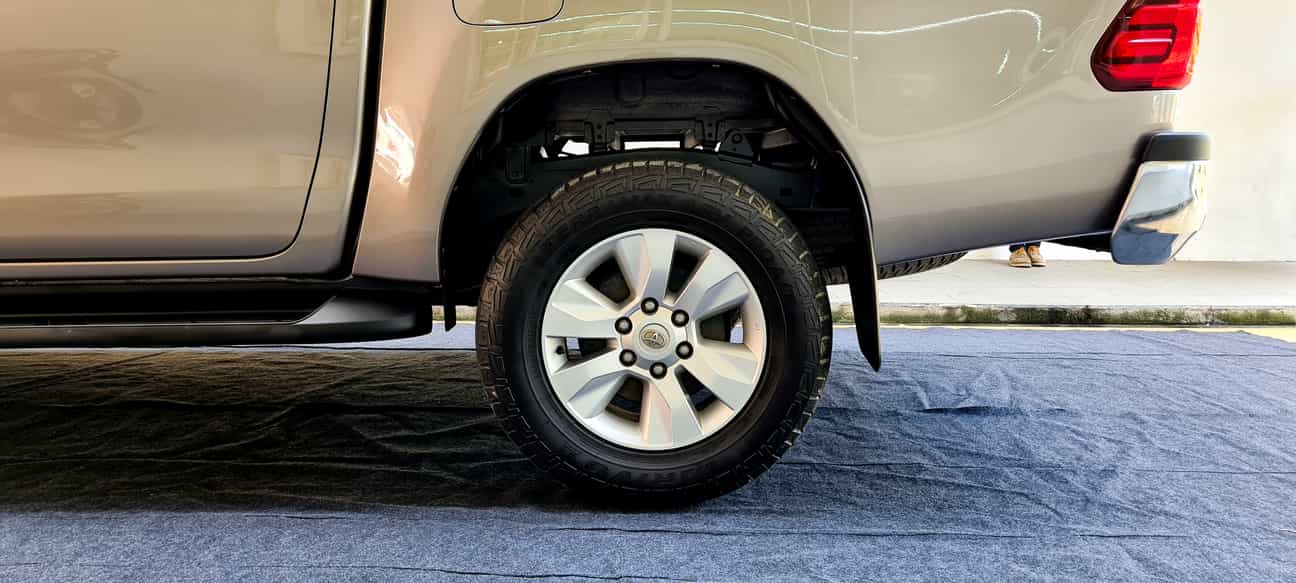 used 2017 Toyota HILUX DOUBLE CAB G 4X4 2.4