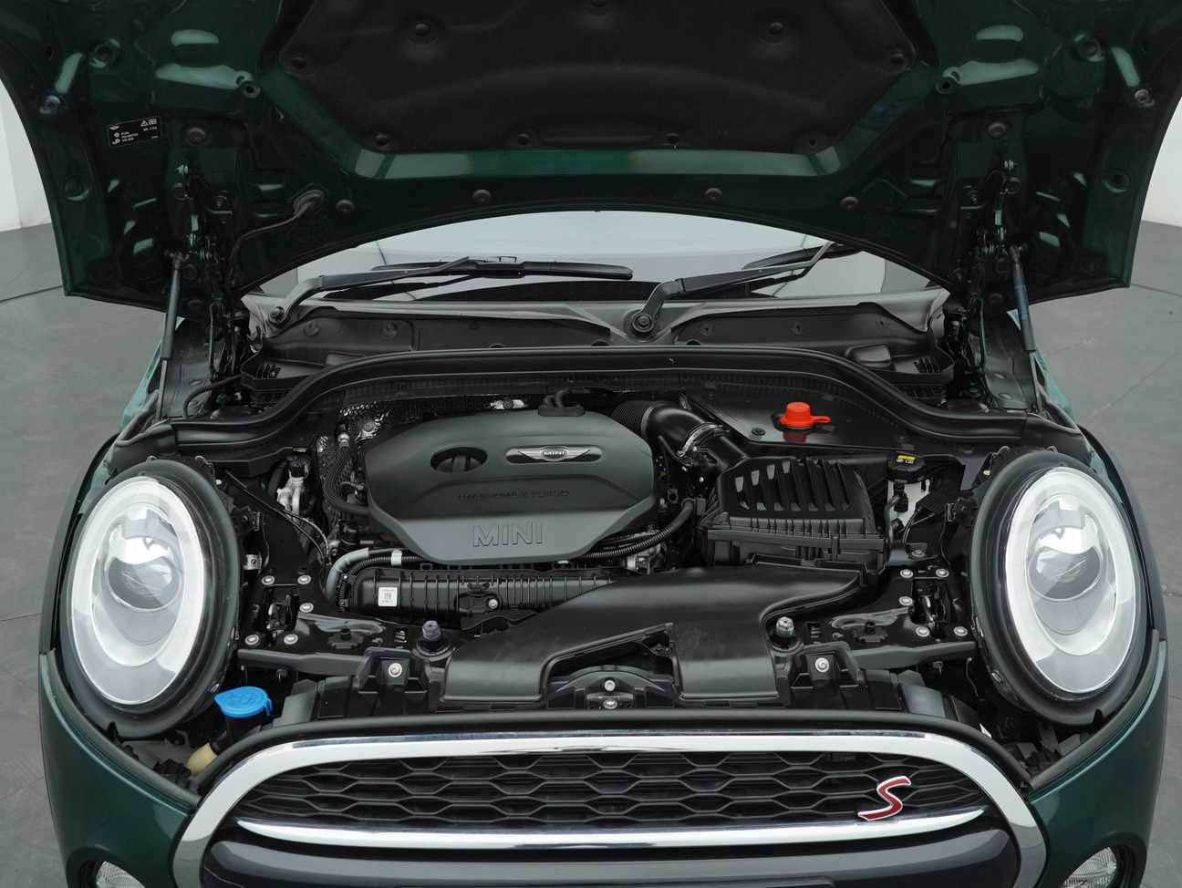 Buy used 2016 MINI Cooper S 3 Door 2.0 – Carsome.my
