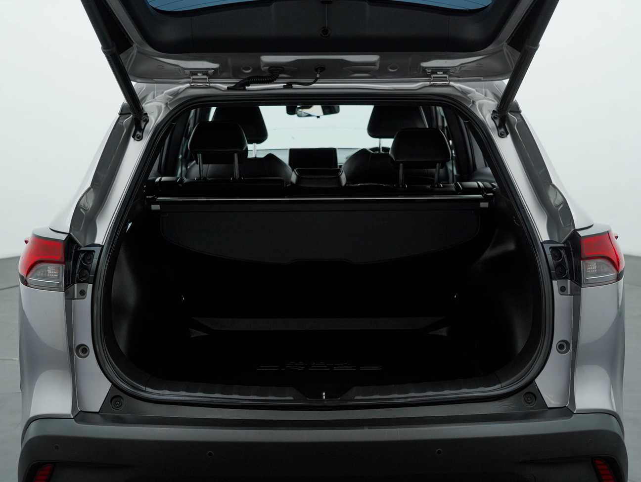 used 2021 Toyota Corolla Cross V 1.8