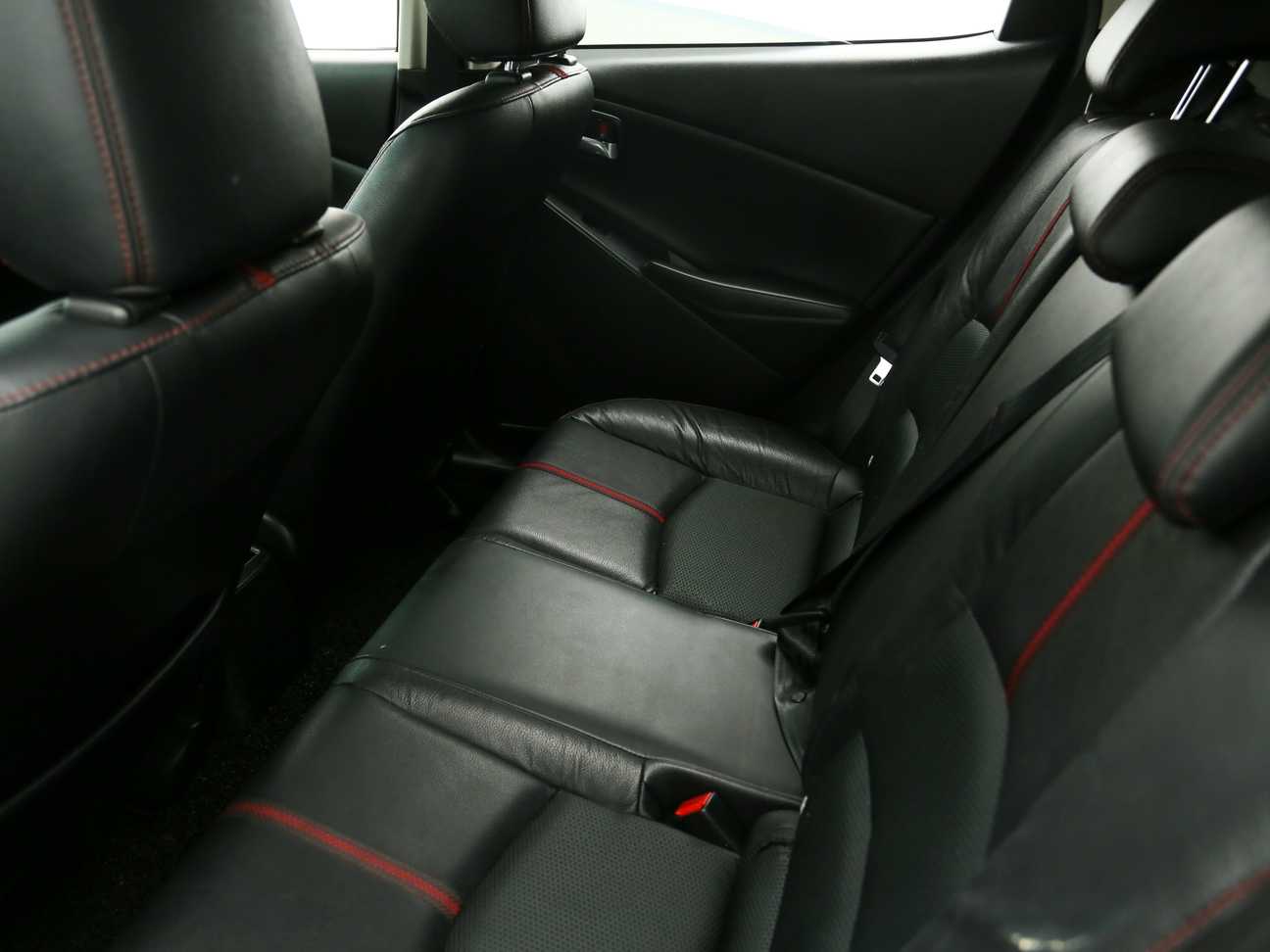 used 2016 Mazda 2 HATCHBACK SKYACTIV-G (CBU) 1.5