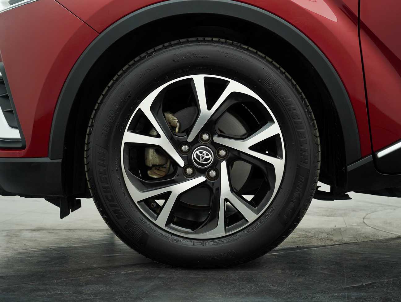 used 2020 Toyota C-HR  1.8