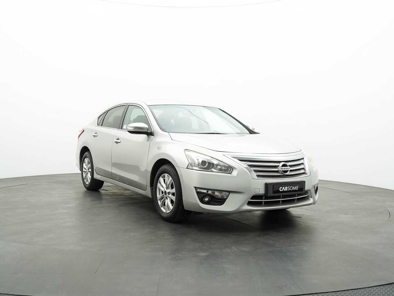 used 2015 Nissan TEANA XE 2.0