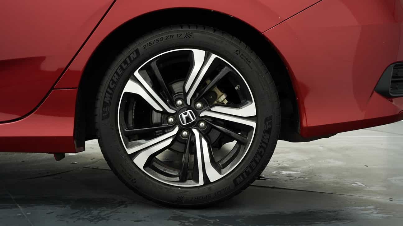 used 2016 Honda CIVIC TC-P 1.5