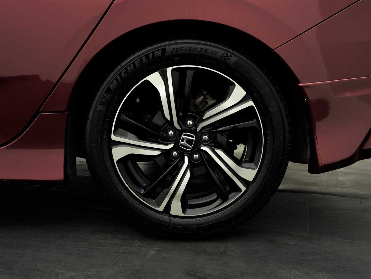 used 2016 Honda Civic TC-P 1.5