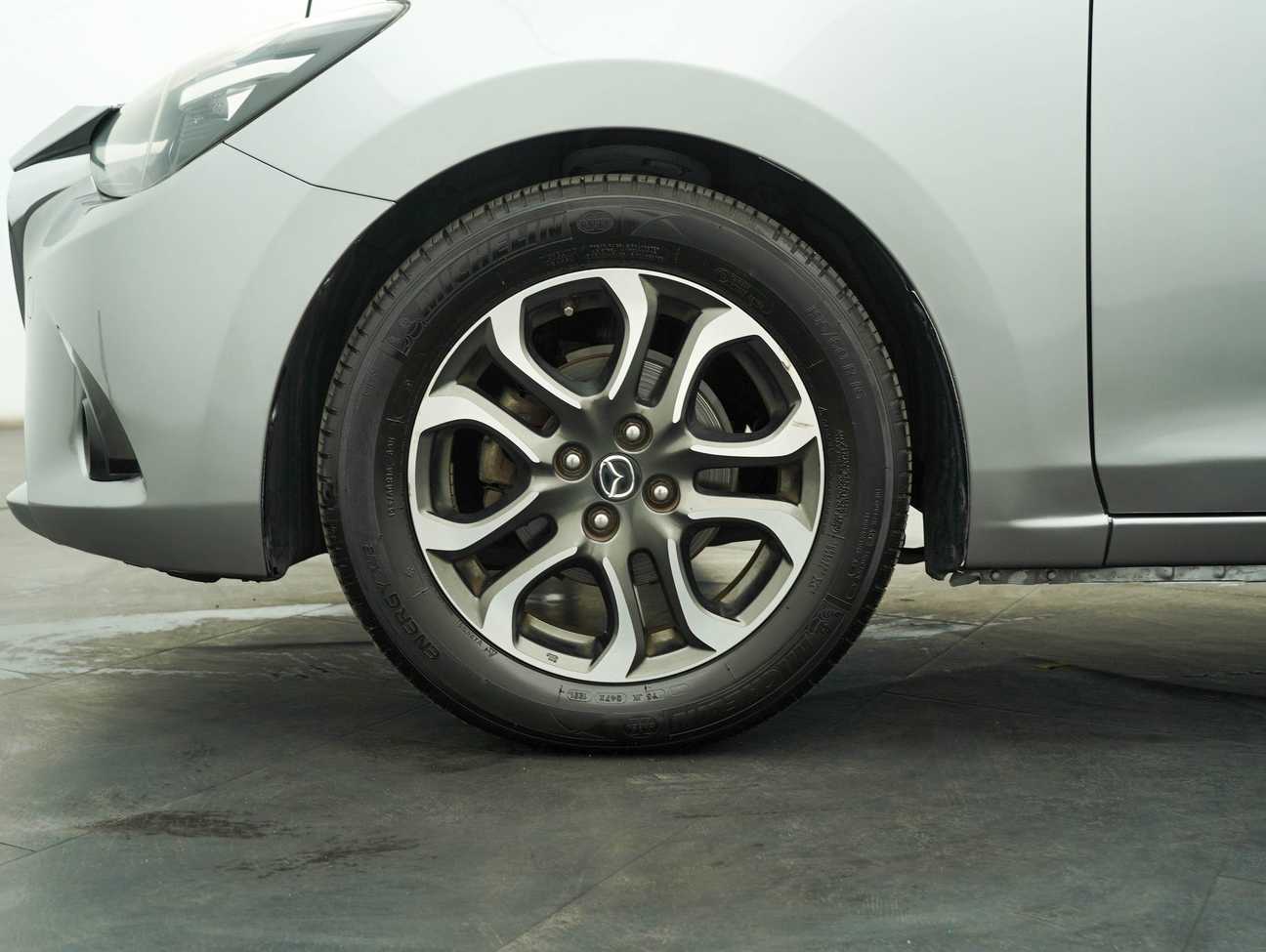 terpakai 2015 Mazda 2 SKYACTIV-G 1.5