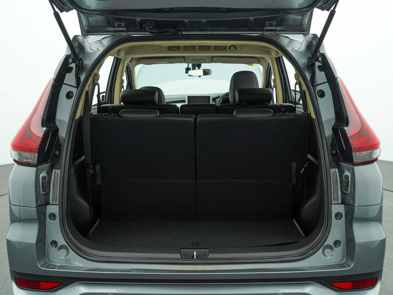 terpakai 2023 Mitsubishi Xpander  1.5