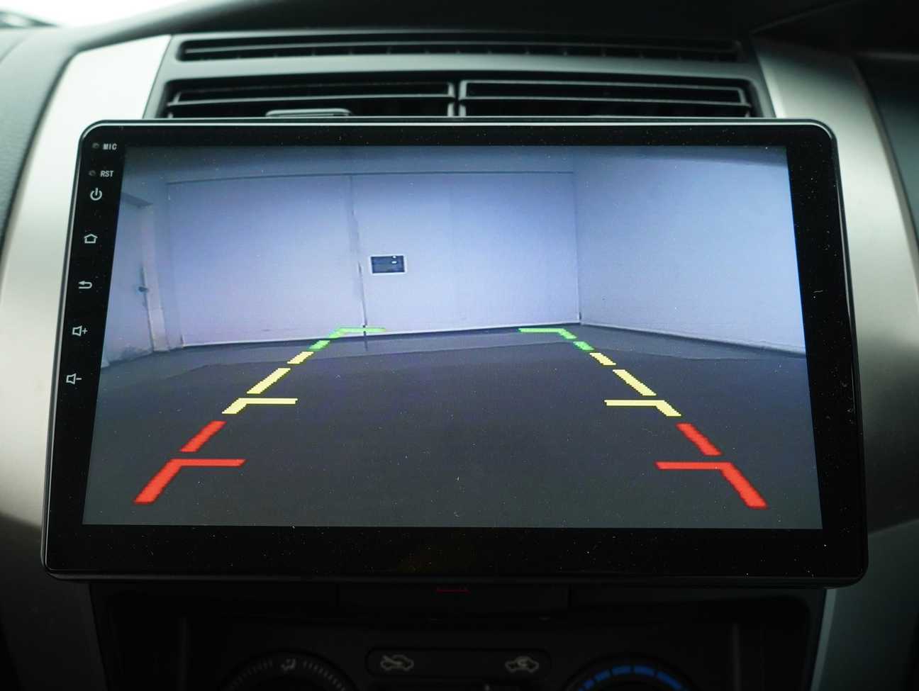 used 2012 Nissan Grand Livina ST-L Comfort 1.6