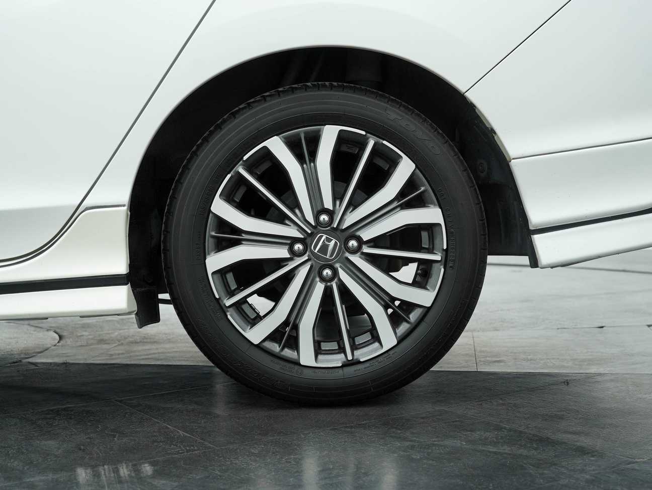 used 2020 Honda City V i-VTEC 1.5
