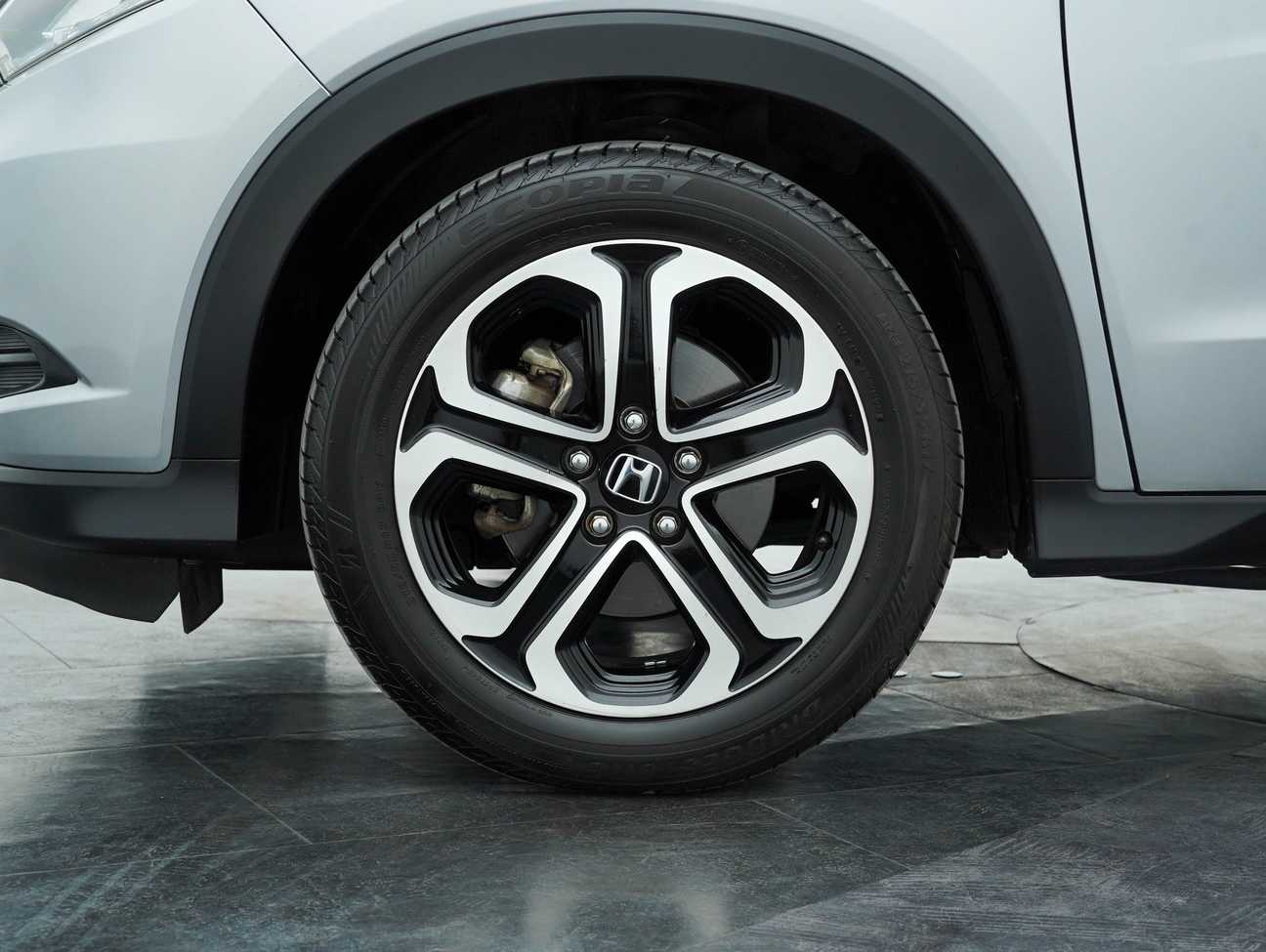 used 2017 Honda HR-V V 1.8