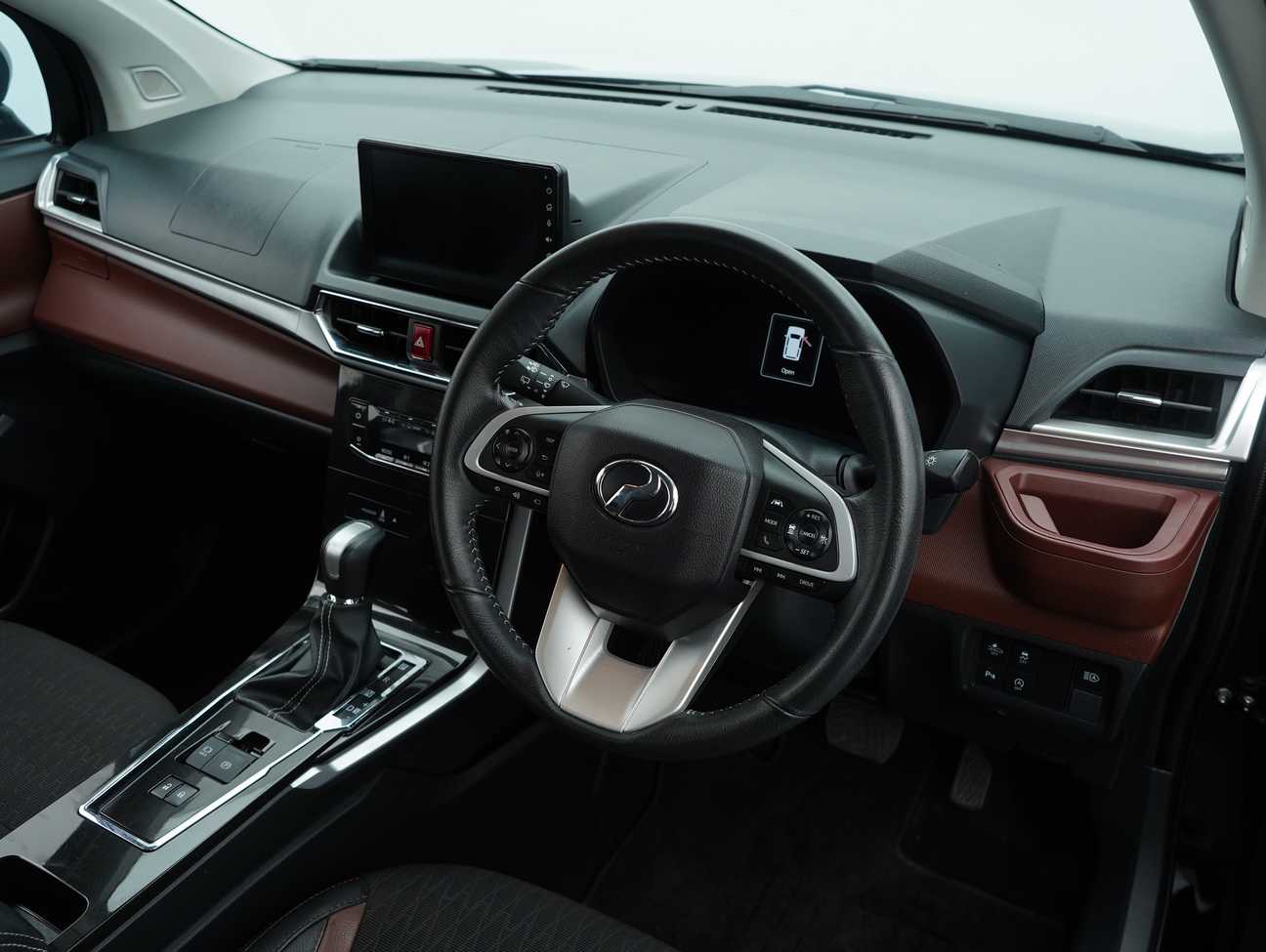 used 2023 Perodua Alza AV 1.5