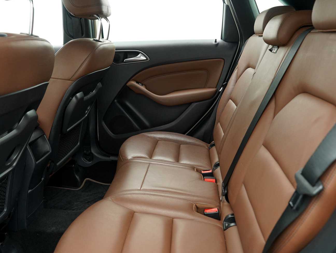 terpakai 2014 Mercedes-Benz B200 Sport Tourer 1.6