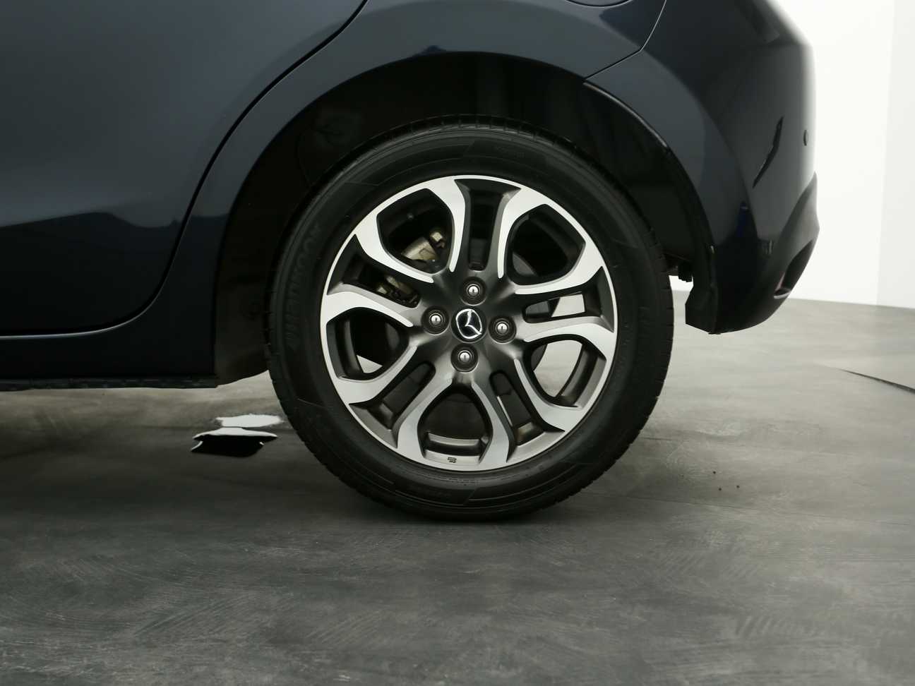 terpakai 2017 Mazda 2 HATCHBACK SKYACTIV 1.5