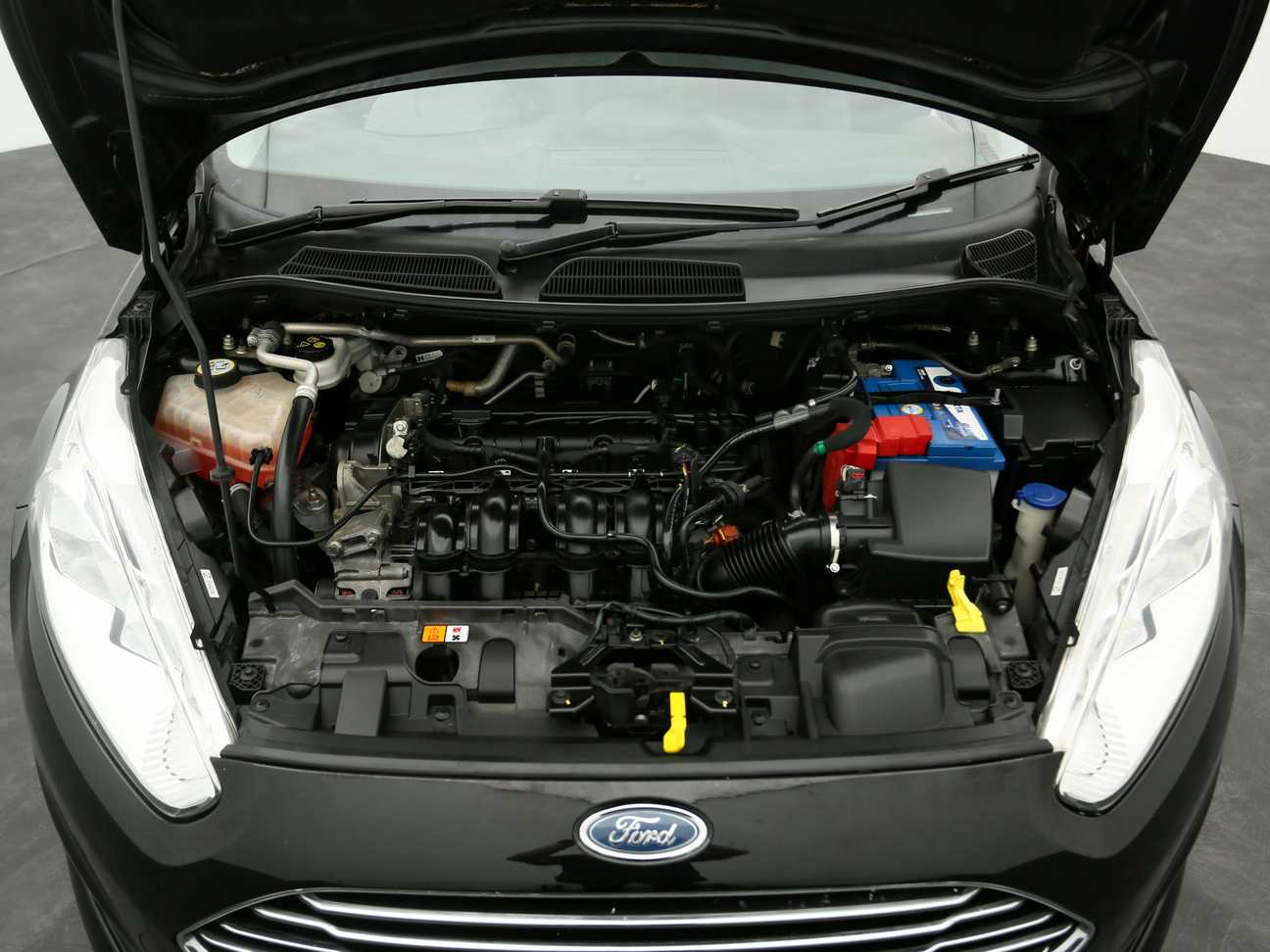 terpakai 2015 Ford FIESTA SPORT 1.5